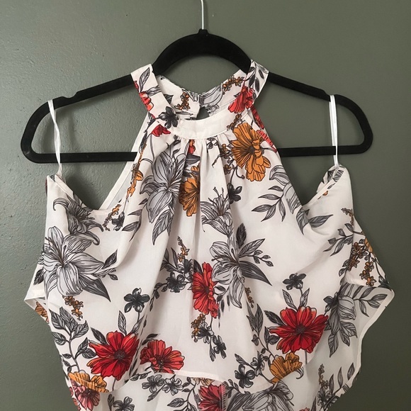 Shein cropped tank top - Picture 2 of 3